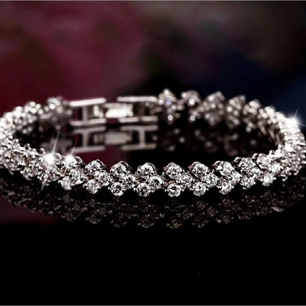 New Sterling Silver Bracelet with Case